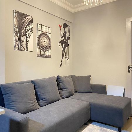 شقة اسطنبول  في Charming Flat With Balcony In Sinanpasa Besiktas المظهر الخارجي الصورة