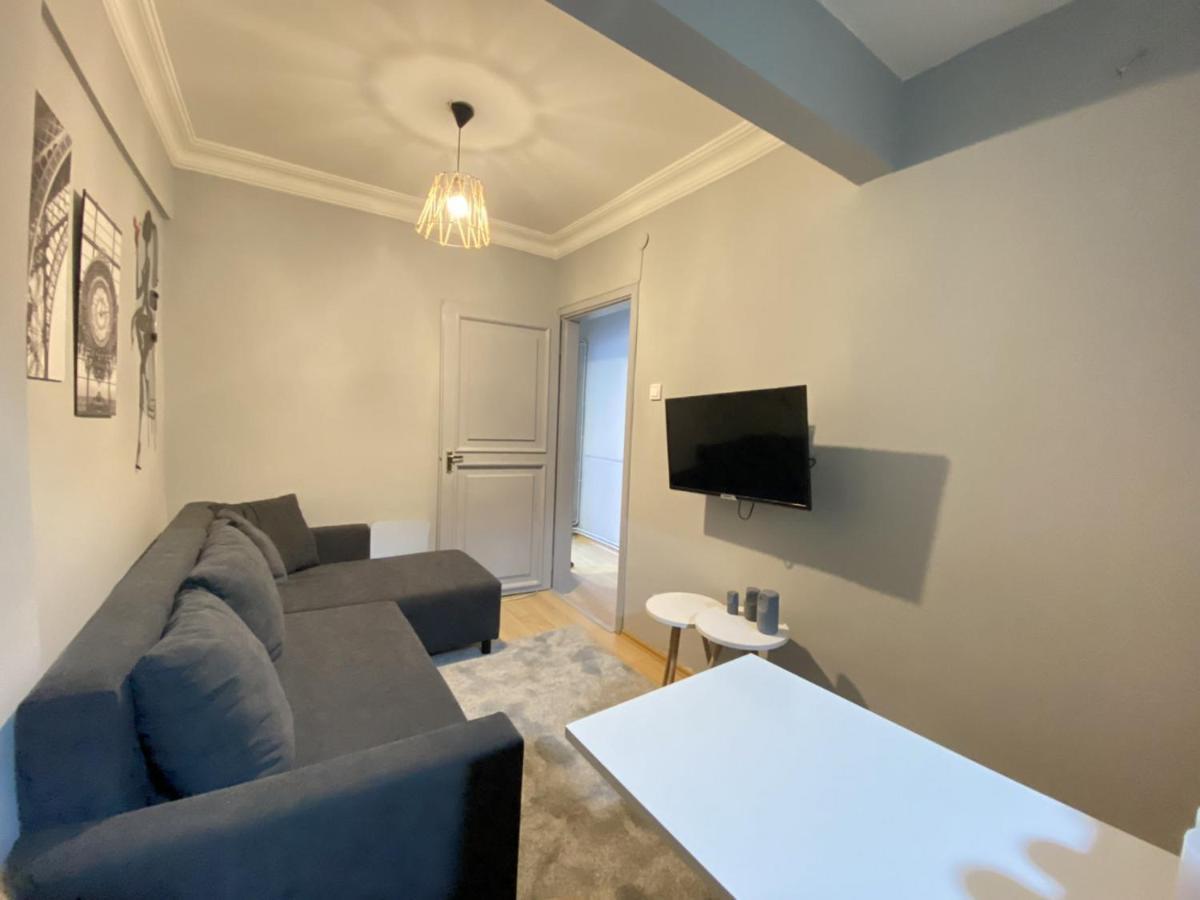شقة اسطنبول  في Charming Flat With Balcony In Sinanpasa Besiktas المظهر الخارجي الصورة