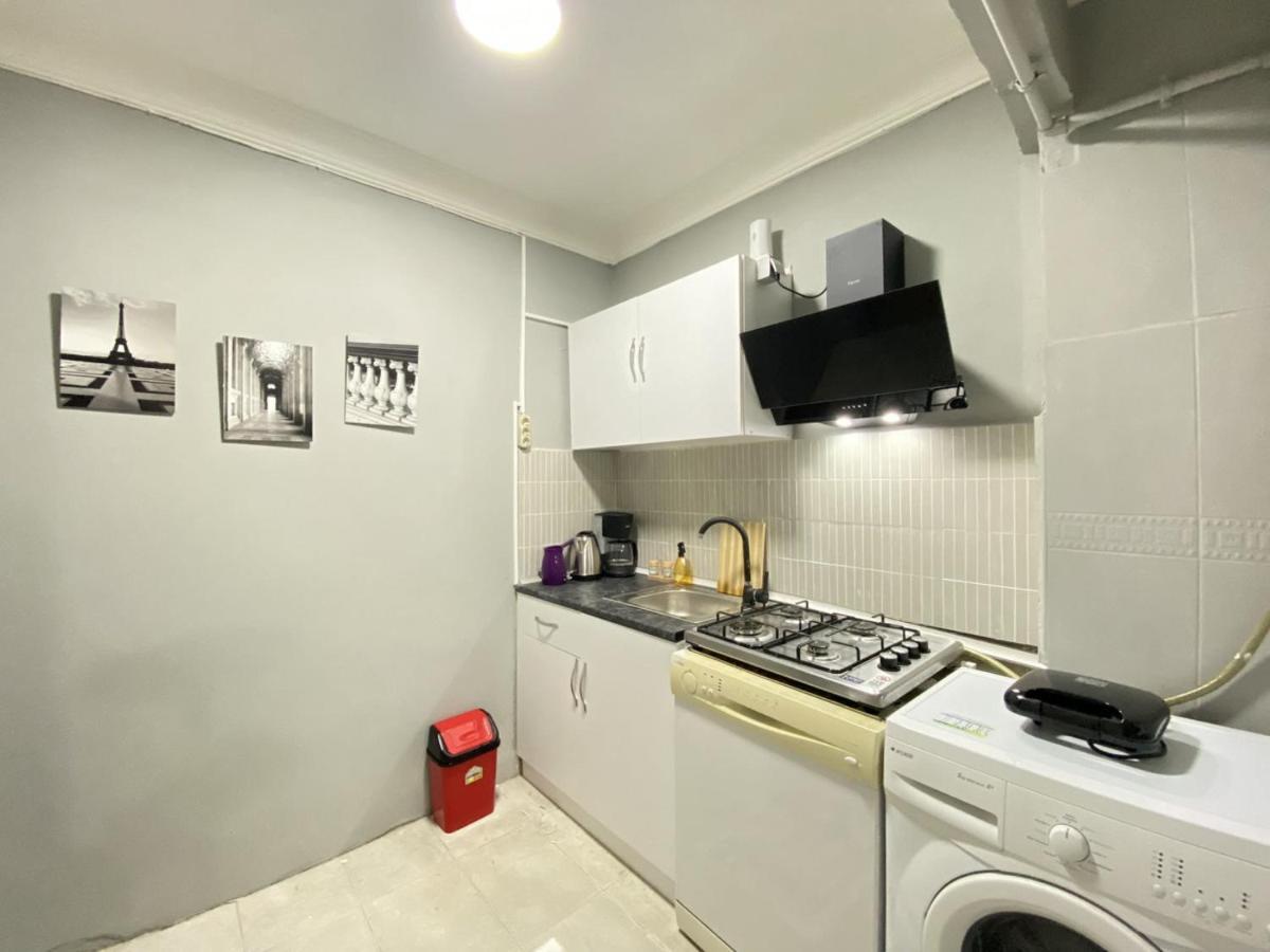 شقة اسطنبول  في Charming Flat With Balcony In Sinanpasa Besiktas المظهر الخارجي الصورة