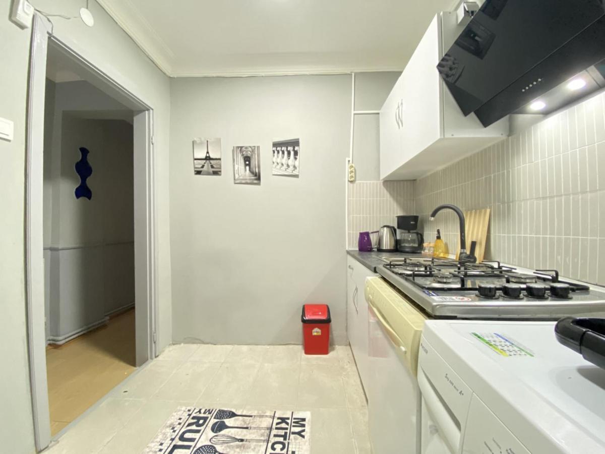 شقة اسطنبول  في Charming Flat With Balcony In Sinanpasa Besiktas المظهر الخارجي الصورة