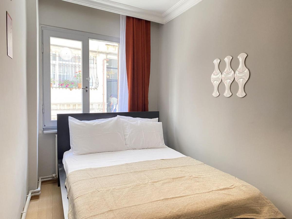 شقة اسطنبول  في Charming Flat With Balcony In Sinanpasa Besiktas المظهر الخارجي الصورة