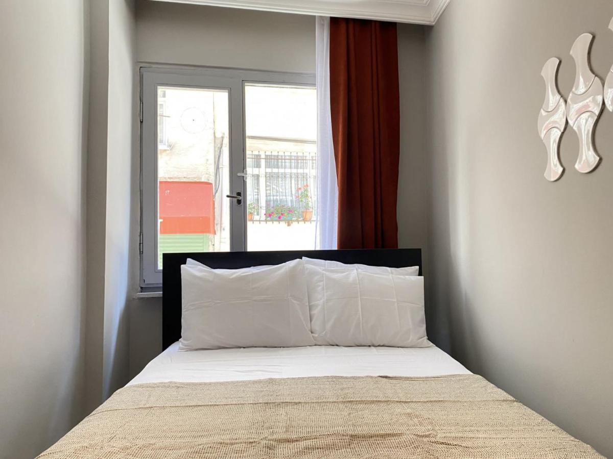 شقة اسطنبول  في Charming Flat With Balcony In Sinanpasa Besiktas المظهر الخارجي الصورة